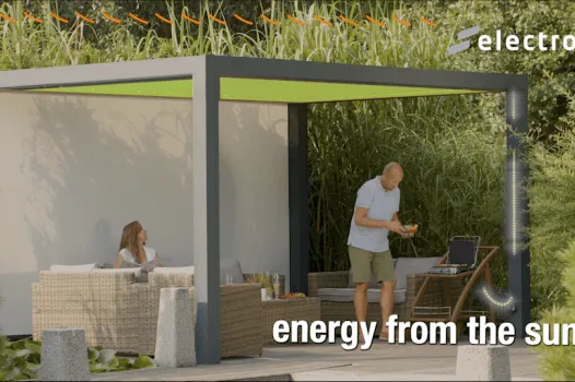 Self-sufficient Pergola Solar